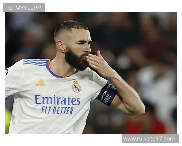 皇马胜马拉加提前一轮锁定联赛亚军本泽马梅开二度表现出色